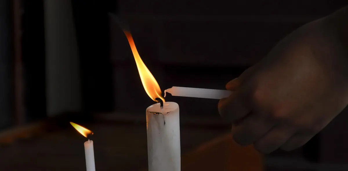 10 Candle Care Mistakes That Shorten Burn Time